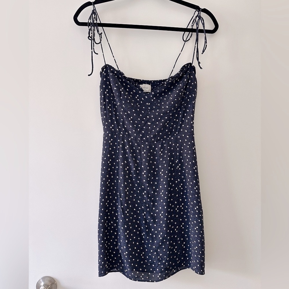 Aritzia Wilfred Fable Dress in navy blue